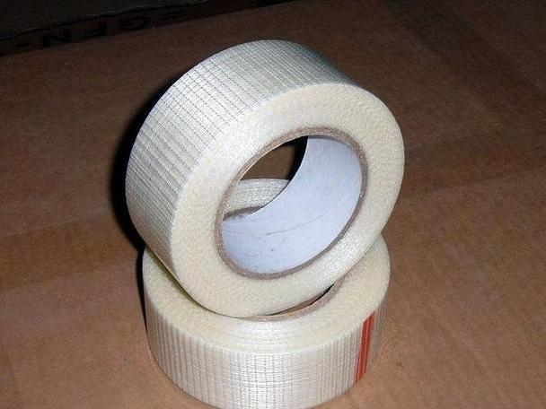 I produttori di nastro in fibra ti presentano le caratteristiche e i vantaggi del nastro in fibra di vetro