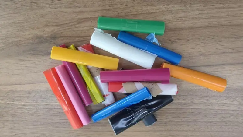 Come rimuovere le macchie di nastro adesivo?