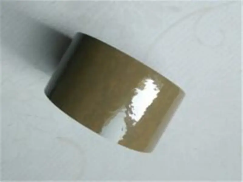 Analisi dettagliata dei substrati del nastro e dei tipi di adesivi